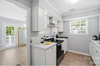 8529 Castle Pine Court, Charlotte, NC 28226 - Photo 6