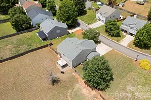 1720 Grove Tree Ln, Clover, SC 29710 - Photo 42