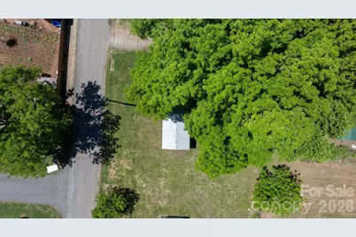 112 E 13th Street, Newton, NC 28658 - Photo 4
