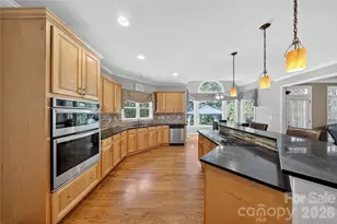 11117 Tavernay Pkwy, Charlotte, NC 28262 - Photo 6