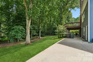 2349 Maria Lynn Ct, Gastonia, NC 28056 - Photo 40