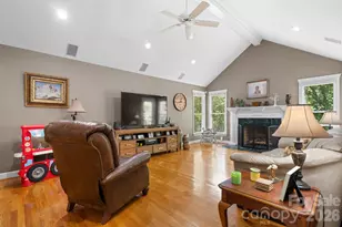 4093 Fairview Dr, Maiden, NC 28650 - Photo 4