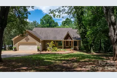 4093 Fairview Drive, Maiden, NC 28650 - Photo 2