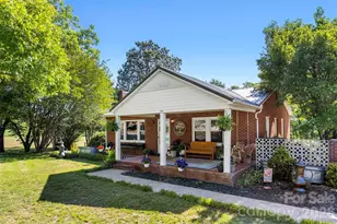 210 Stockton St, Shelby, NC 28150 - Photo 4