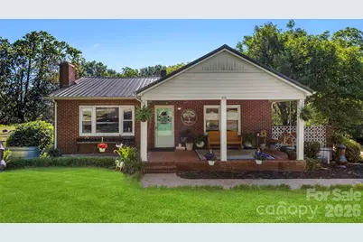 210 Stockton Street, Shelby, NC 28150 - Photo 2