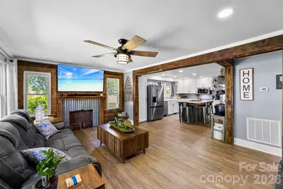 210 Stockton Street, Shelby, NC 28150 - Photo 6