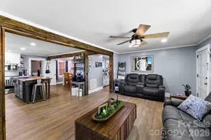 210 Stockton St, Shelby, NC 28150 - Photo 8