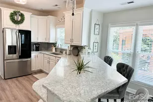19942 Scanmar Ln, Cornelius, NC 28031 - Photo 2