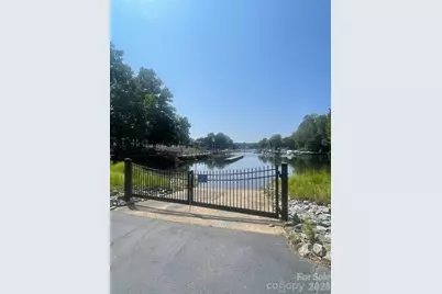 19942 Scanmar Lane, Cornelius, NC 28031 - Photo 16
