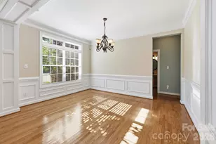 3308 Grandeur Rd, Charlotte, NC 28269 - Photo 6