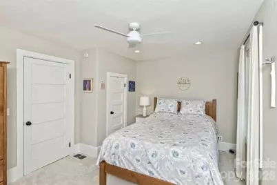 522 Calvert Road, Brevard, NC 28712 - Photo 12