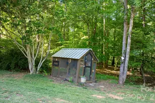3355 Helton Hartley Pl, Lenoir, NC 28645 - Photo 38