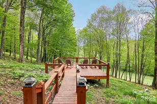 101 Oak Ridge Ct, Mars Hill, NC 28754 - Photo 2