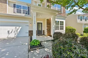 7108 Kinley Commons Ln, Charlotte, NC 28278 - Photo 4