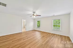7108 Kinley Commons Ln, Charlotte, NC 28278 - Photo 34