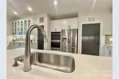 6509 Winterfell Court, Charlotte, NC 28210 - Photo 8