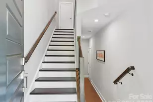 3808 Sky Haven Dr, Charlotte, NC 28209 - Photo 4