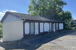 803 805 W Fleming Dr, Morganton, NC 28655 - Photo 1