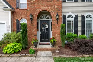 12301 Silveroak Ln, Charlotte, NC 28277 - Photo 2