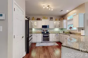 12301 Silveroak Ln, Charlotte, NC 28277 - Photo 22