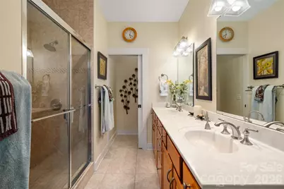 3 Holland Mountain View, Asheville, NC 28804 - Photo 16
