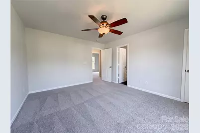 7115 Wandering Creek Drive, Charlotte, NC 28216 - Photo 10
