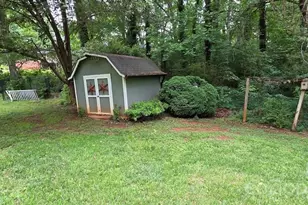141 Brady Ln, Statesville, NC 28625 - Photo 6