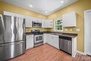 8615 Harmony Bridge Pl, Charlotte, NC 28216 - Photo 6