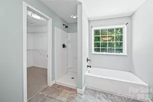 8615 Harmony Bridge Pl, Charlotte, NC 28216 - Photo 16