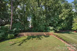 8615 Harmony Bridge Pl, Charlotte, NC 28216 - Photo 32