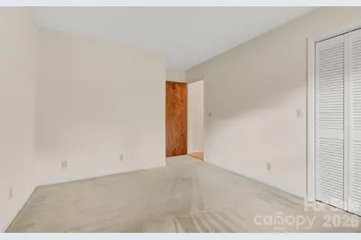 106 Muirfield Court, Hendersonville, NC 28791 - Photo 30