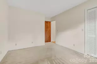 106 Muirfield Ct, Hendersonville, NC 28791 - Photo 30