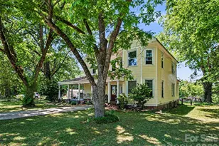 1932 Topic St, Shelby, NC 28152 - Photo 2