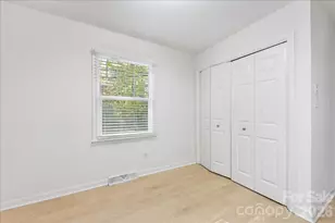 1840 Stoneyridge Dr, Charlotte, NC 28214 - Photo 12