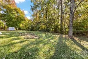1840 Stoneyridge Dr, Charlotte, NC 28214 - Photo 24