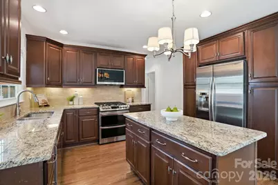 5623 Wedgewood Drive, Charlotte, NC 28210 - Photo 10