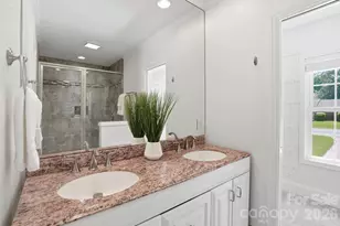 5623 Wedgewood Dr, Charlotte, NC 28210 - Photo 18
