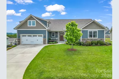 27 Spelter Street, Hendersonville, NC 28792 - Photo 1