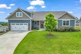 27 Spelter St, Hendersonville, NC 28792 - Photo 1