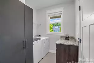 27 Spelter St, Hendersonville, NC 28792 - Photo 20