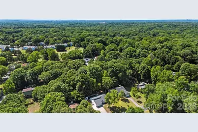 9524 Rainbow Forest Drive, Charlotte, NC 28277 - Photo 32