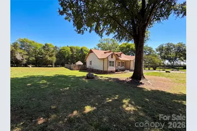 8400 Chestnut Oak Court, Harrisburg, NC 28075 - Photo 6