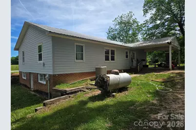 1127 N Mountain Street, Blacksburg, SC 29702 - Photo 8