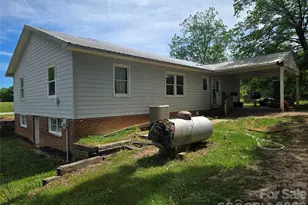 1127 N Mountain St, Blacksburg, SC 29702 - Photo 8