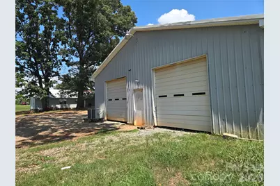 1127 N Mountain Street, Blacksburg, SC 29702 - Photo 6