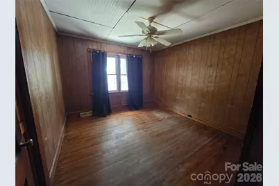1127 N Mountain Street, Blacksburg, SC 29702 - Photo 22