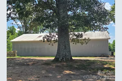 1127 N Mountain Street, Blacksburg, SC 29702 - Photo 16