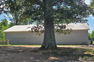 1127 N Mountain St, Blacksburg, SC 29702 - Photo 16