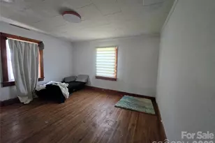 1127 N Mountain St, Blacksburg, SC 29702 - Photo 16