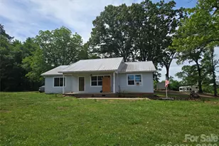 1127 N Mountain St, Blacksburg, SC 29702 - Photo 1